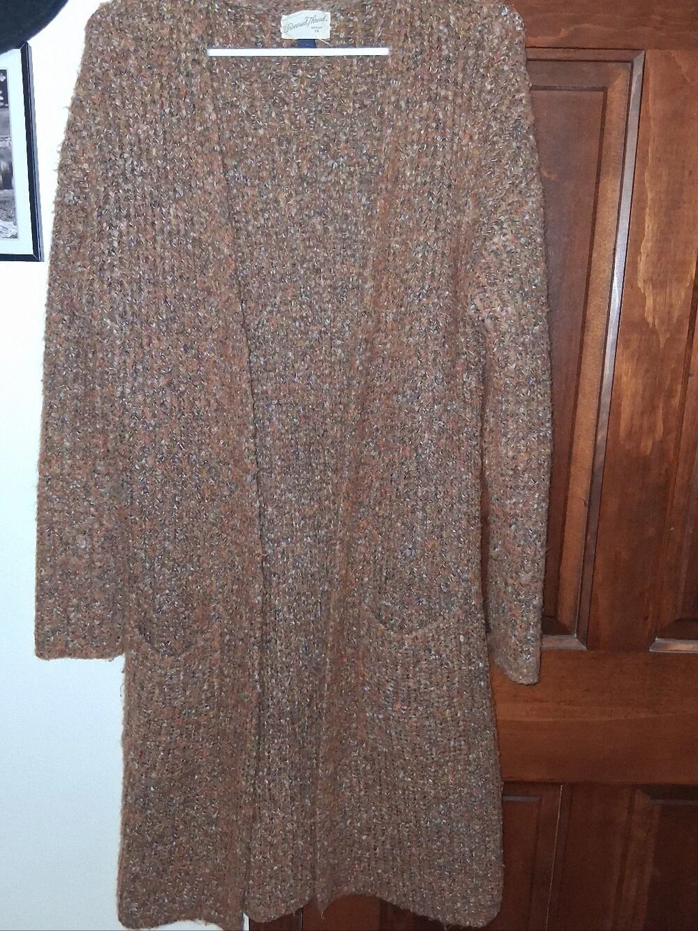 Universal Thread Sweater - Picture 1 of 4